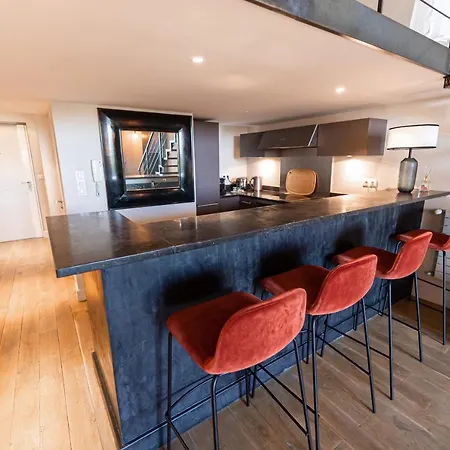 Apartment With Mezzanine Sleeps 4 In Sought After In *