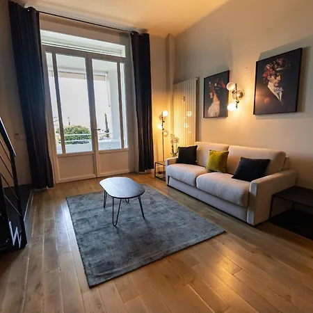 Apartment With Mezzanine Sleeps 4 In Sought After In Cannes